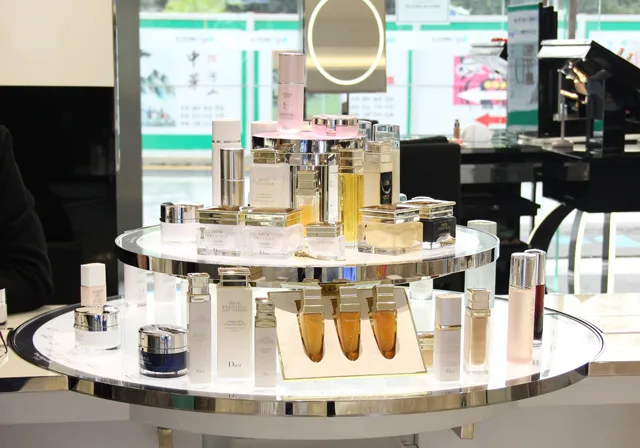 相约Dior 闪耀整个冬日