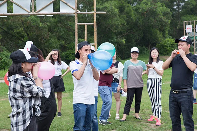 凝聚集体的力量 感受生活的乐趣 ——记海雅集团工会九龙山员工拓展活动
