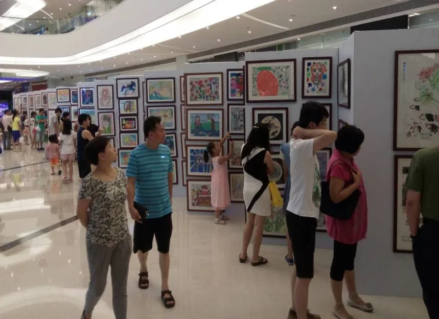 海雅缤纷城公益画展作品义卖活动期待您的参与