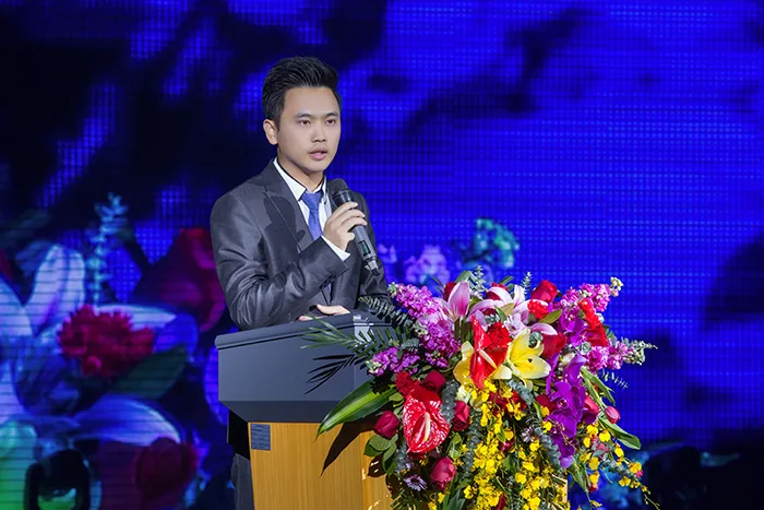超越梦想 砥砺前行——海雅集团2019年迎春联欢晚会隆重举行