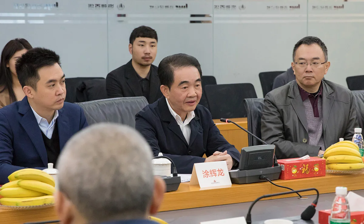 深圳市税务局党委委员、副局长吴德一行到海雅集团调研
