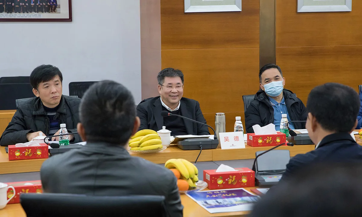 深圳市税务局党委委员、副局长吴德一行到海雅集团调研