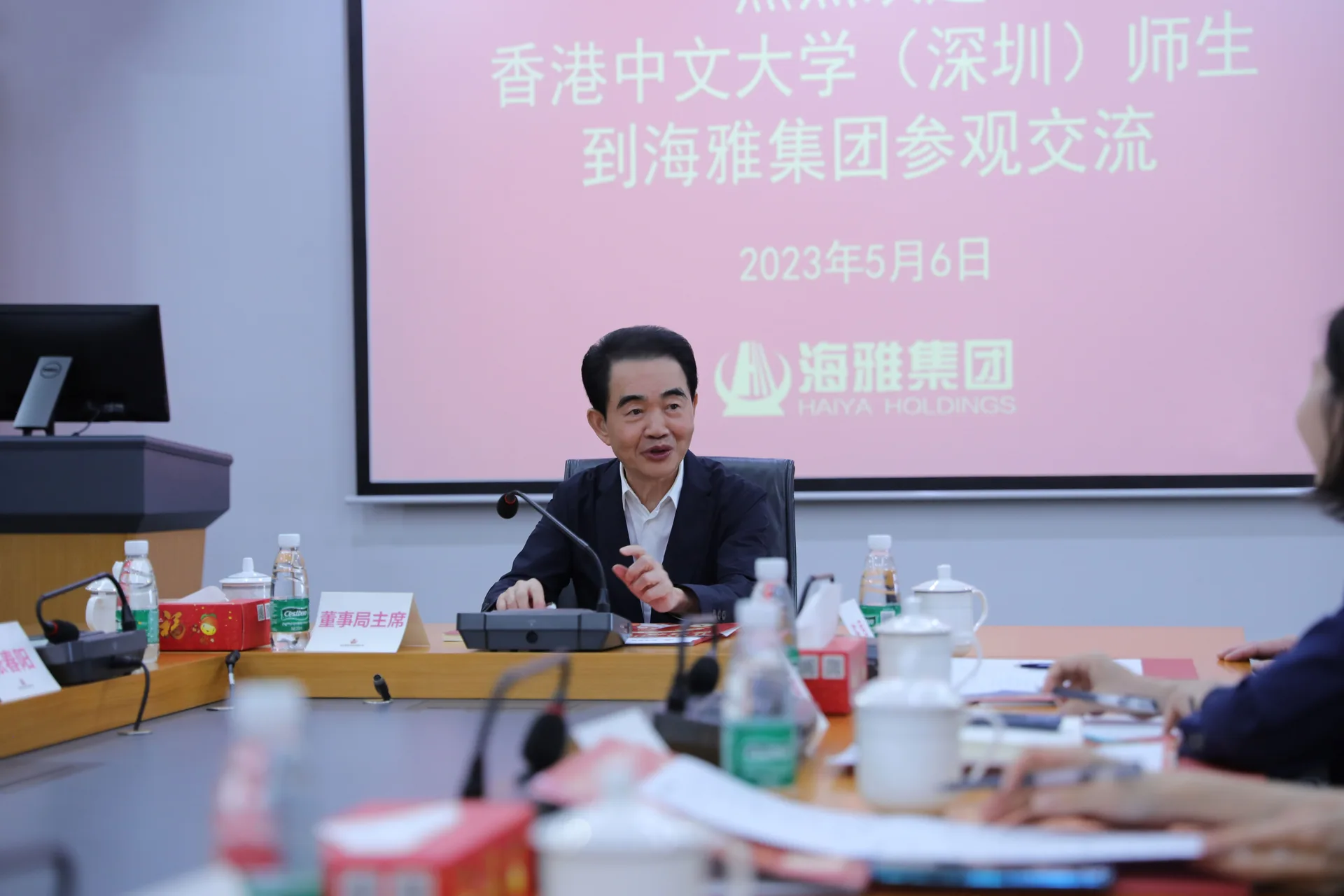 助力青年成长 | 涂辉龙主席会见香港中文大学（深圳）教育基金会一行并寄语获奖学生
