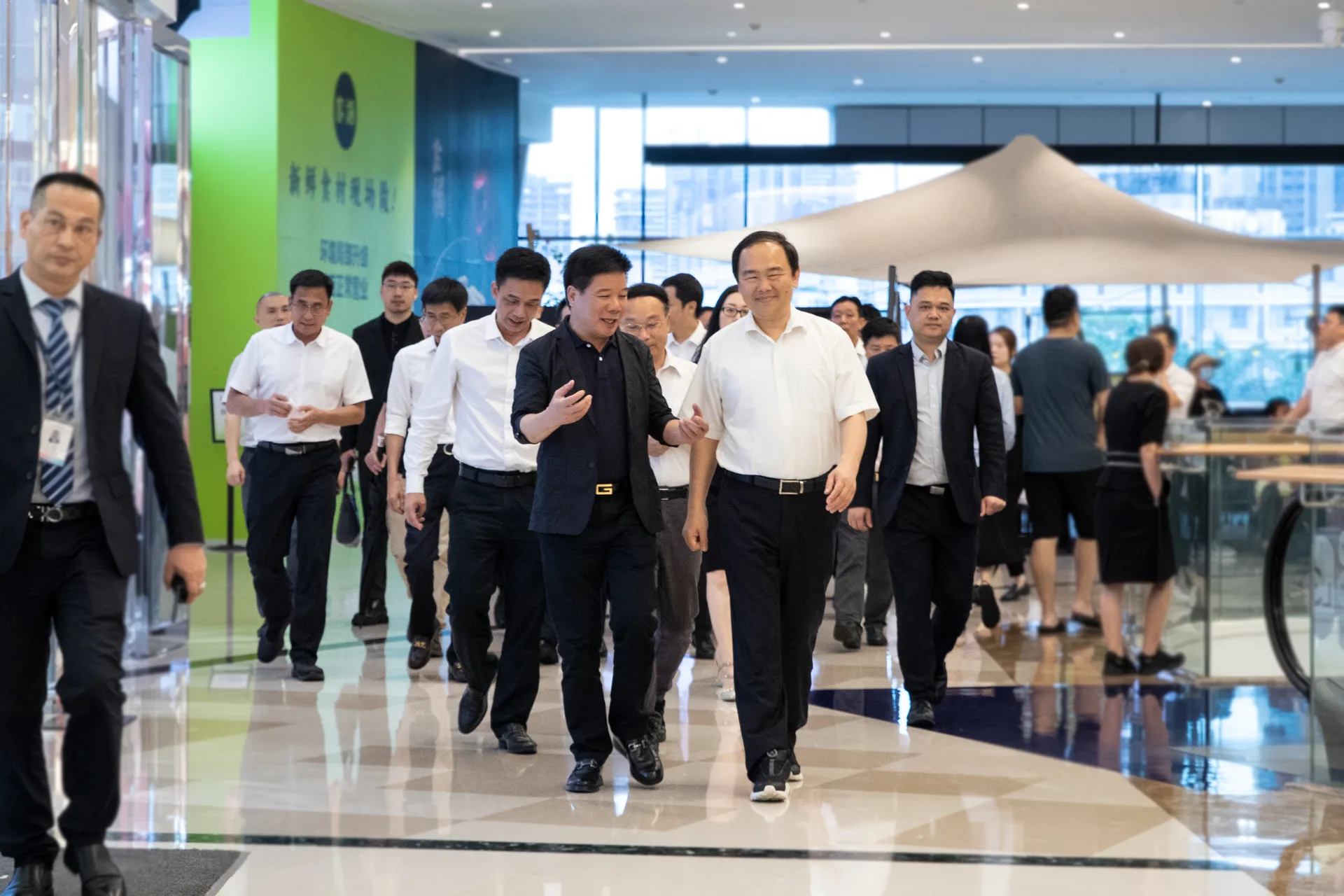 助力乡村振兴 | 2023年汕尾荔枝“12221”市场体系建设暨农产品品牌推介会在海雅缤纷城举行