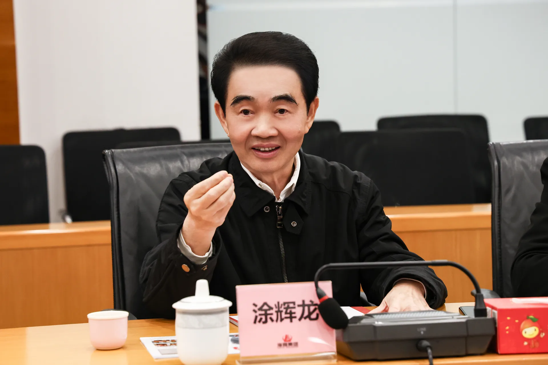 汕尾市委书记逯峰率队赴深圳招商引资 到访海雅集团共话合作 共赢发展